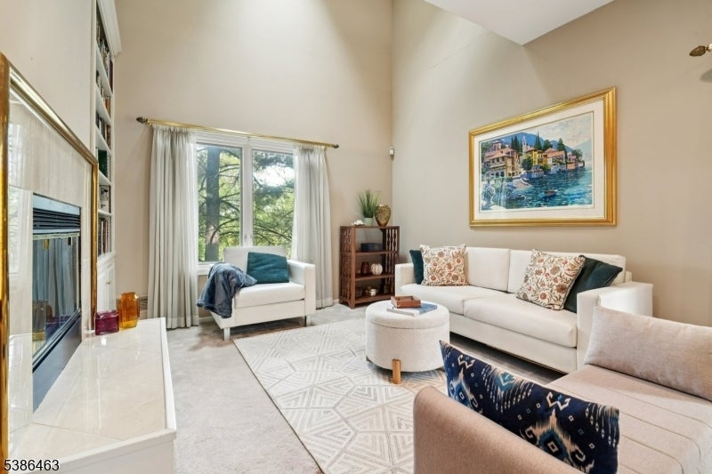 Photo of Listing #3996495