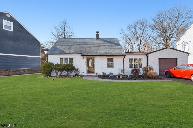 Photo of Listing #3996541