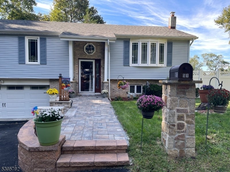 Photo of Listing #3996542