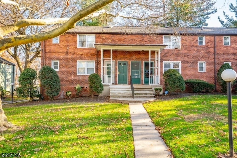 Photo of Listing #3996571