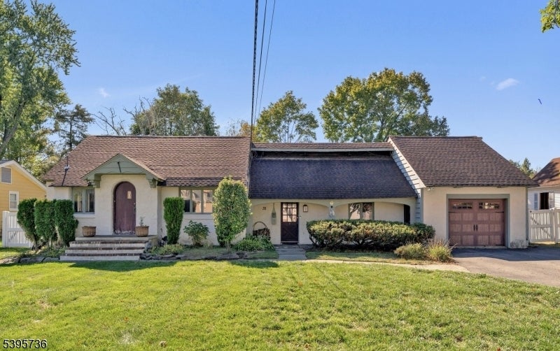 Photo of Listing #3996710