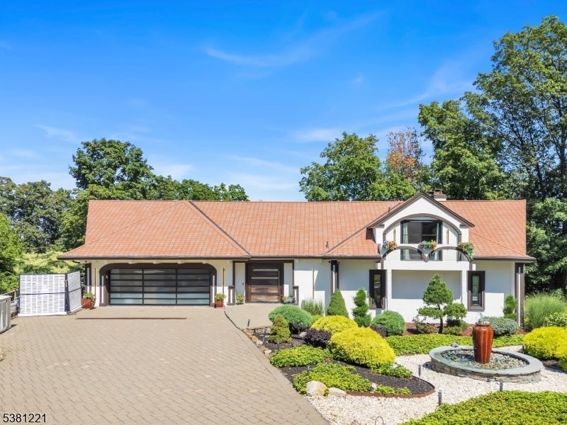 Photo of Listing #3996727