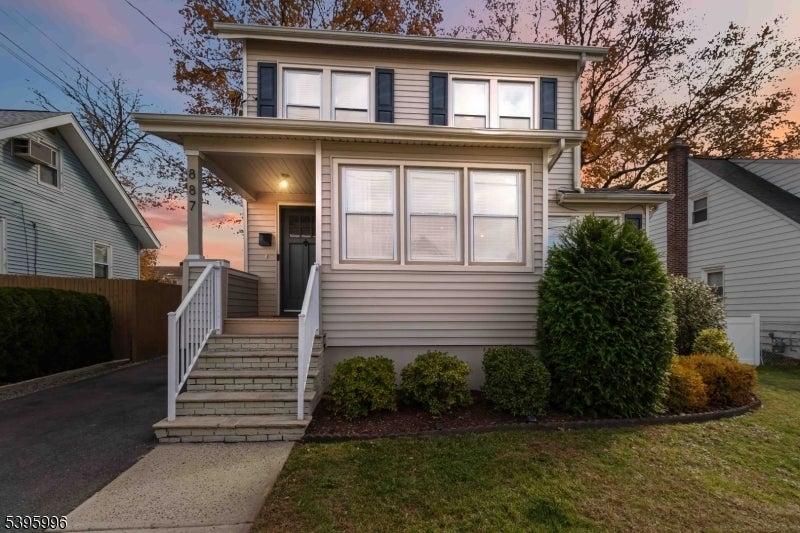 Photo of Listing #3996770