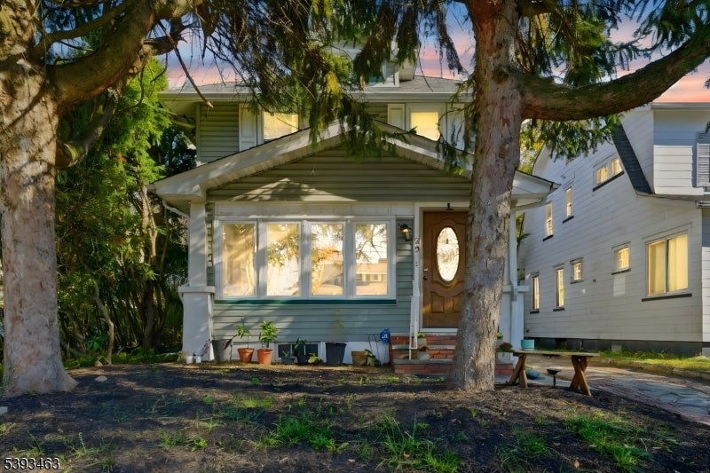 Photo of Listing #3996788