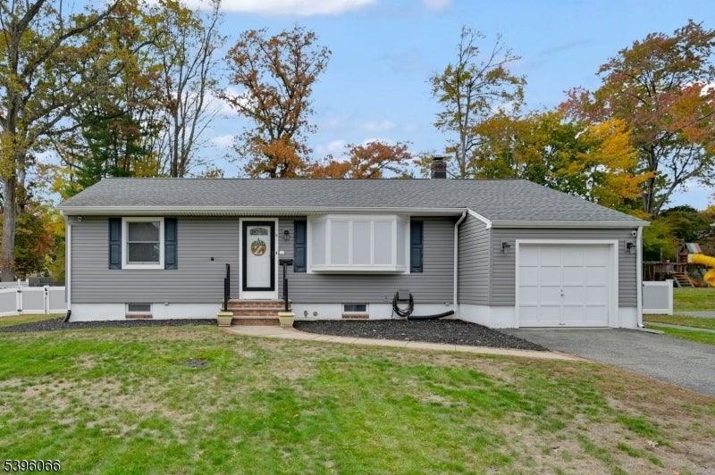 Photo of Listing #3996802