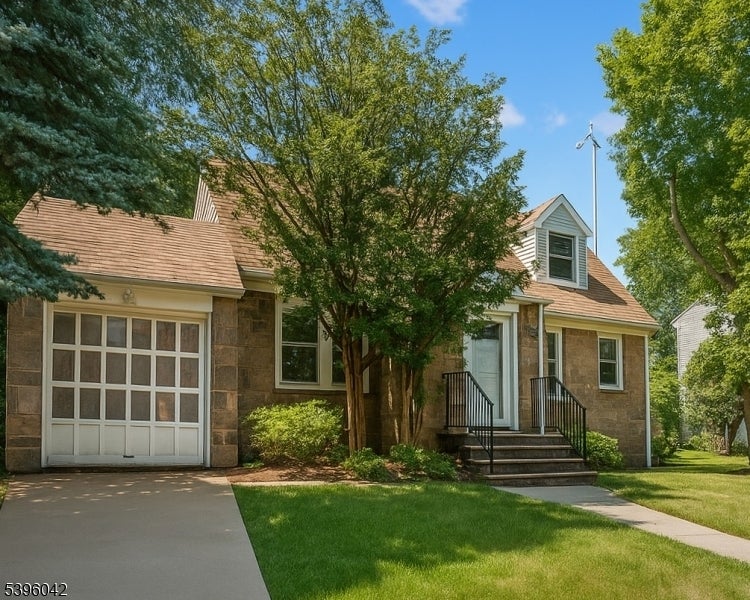 Photo of Listing #3996810