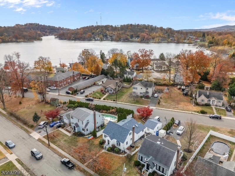 Photo of Listing #3996907