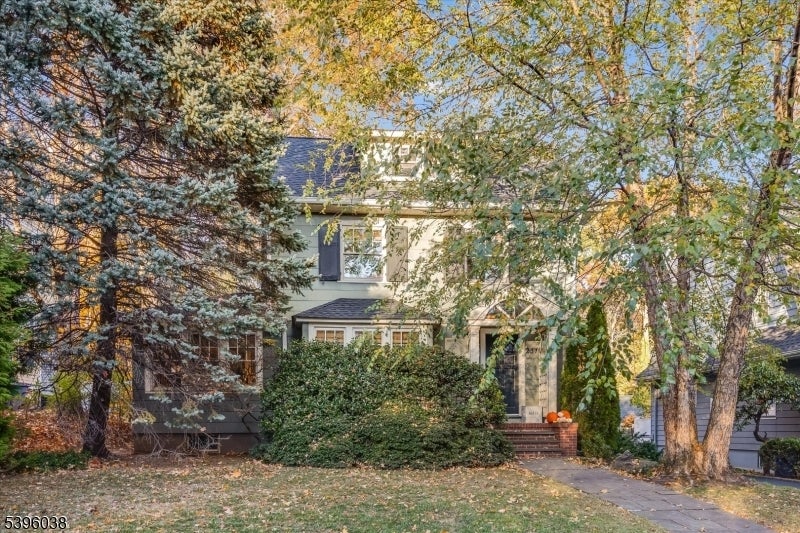 Photo of Listing #3996918