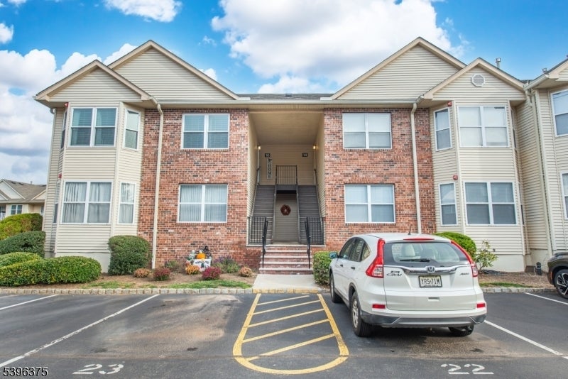 Photo of Listing #3997066