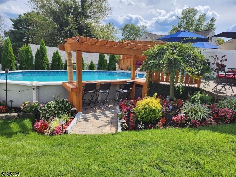 Photo of Listing #3997156