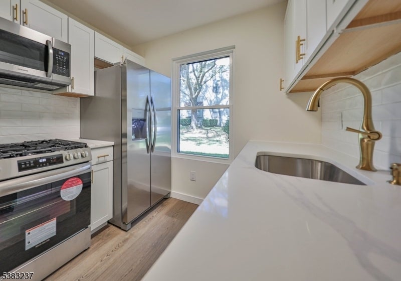 Photo of Listing #3997181