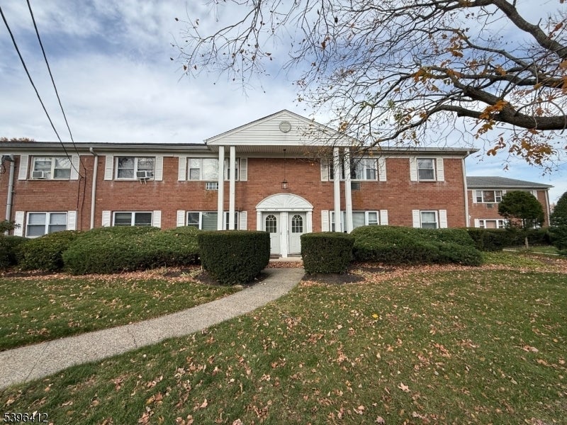 Photo of Listing #3997290