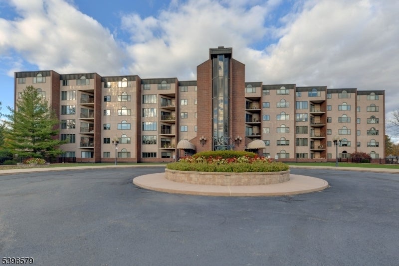 Photo of Listing #3997360