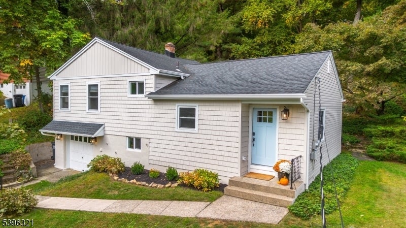 Photo of Listing #3997490