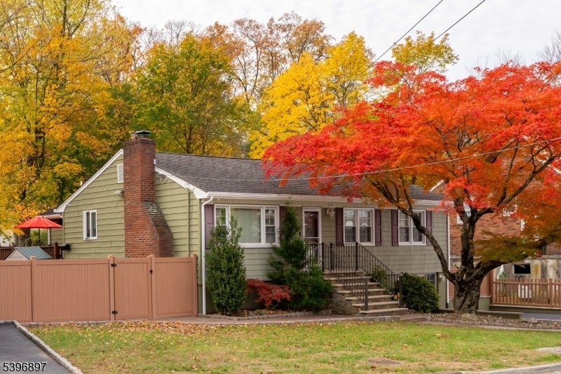 Photo of Listing #3997512