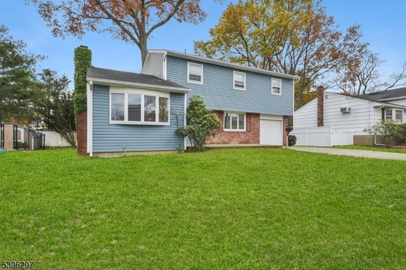 Photo of Listing #3997617