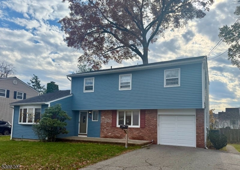 Photo of Listing #3997617