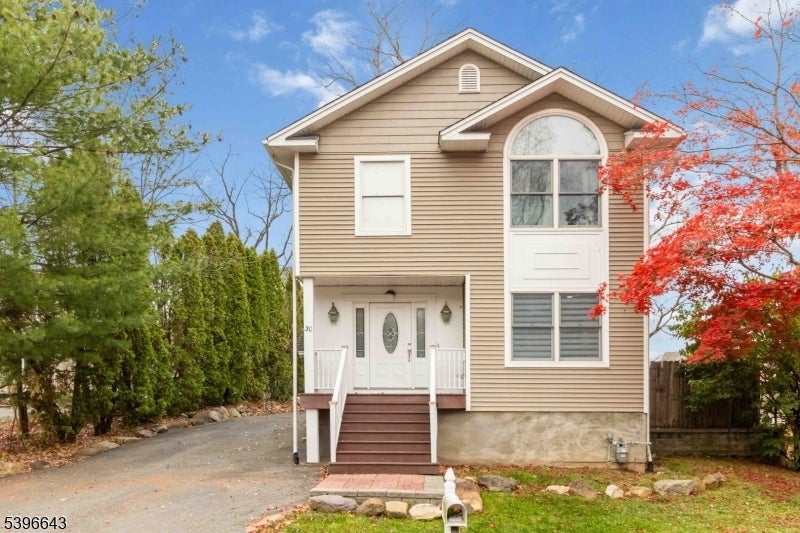 Photo of Listing #3997650