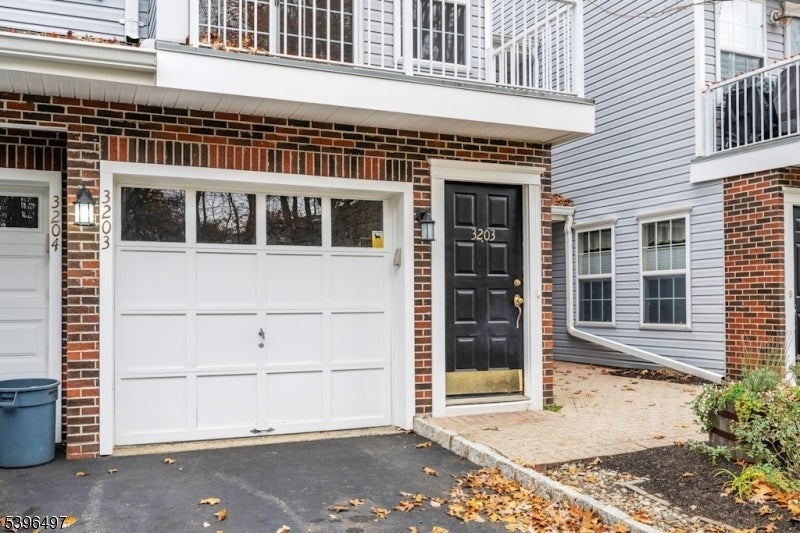 Photo of Listing #3997696