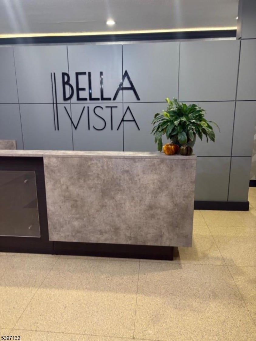 Photo of Listing #3997741