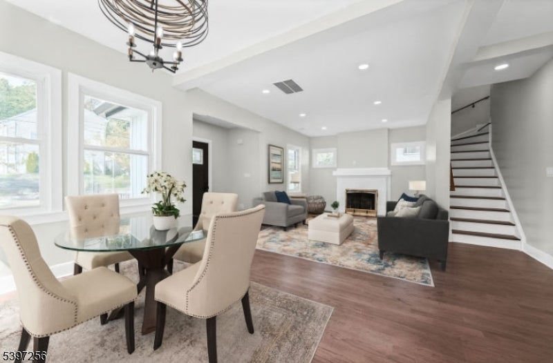 Photo of Listing #3997848