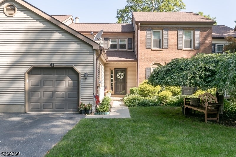 Photo of Listing #3997887