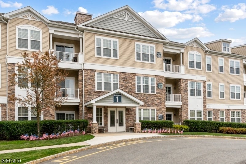 Photo of Listing #3997986