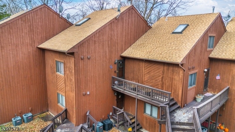 Photo of Listing #3998365