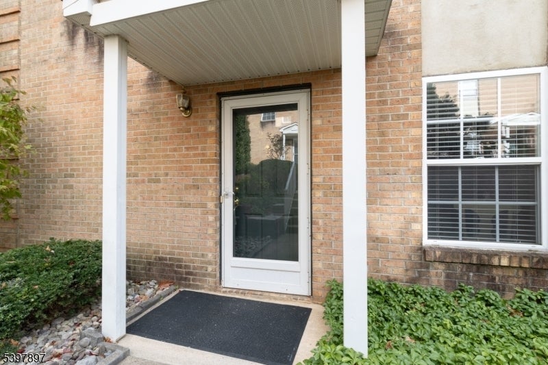 Photo of Listing #3998429