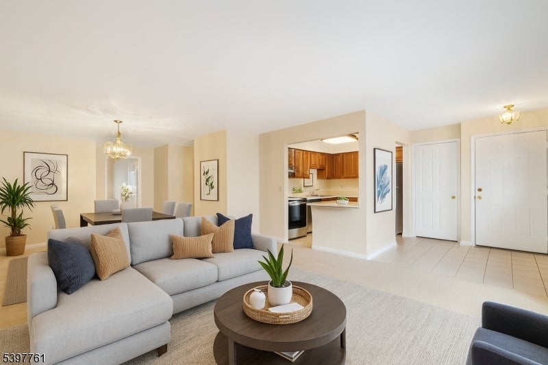 Photo of Listing #3998500