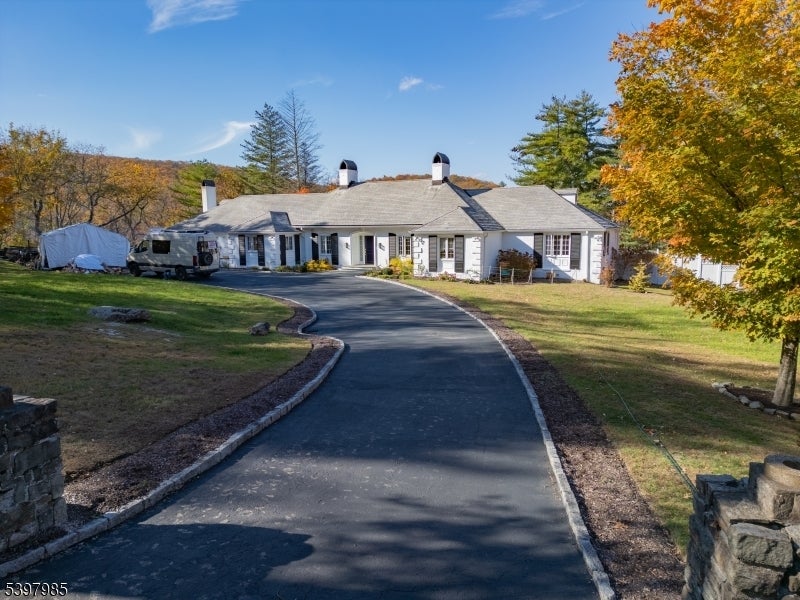 Photo of Listing #3998507