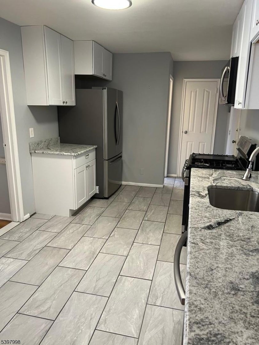 Photo of Listing #3998532