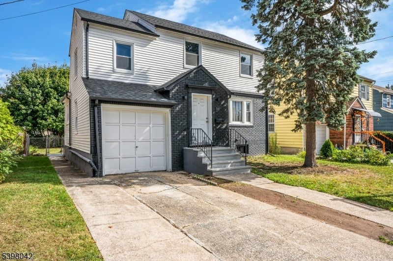 Photo of Listing #3998539