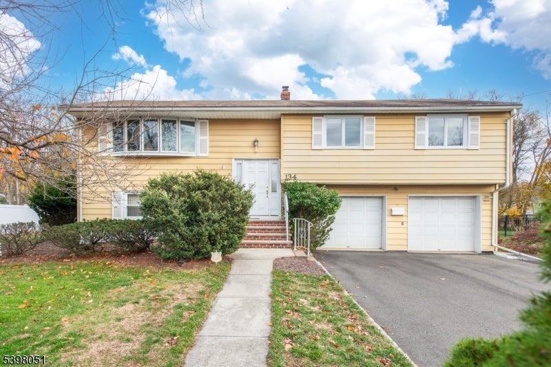 Photo of Listing #3998553