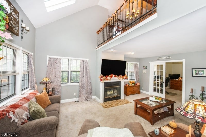 Photo of Listing #3998630