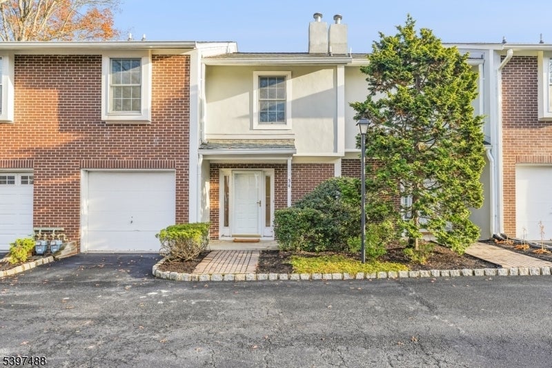 Photo of Listing #3998688