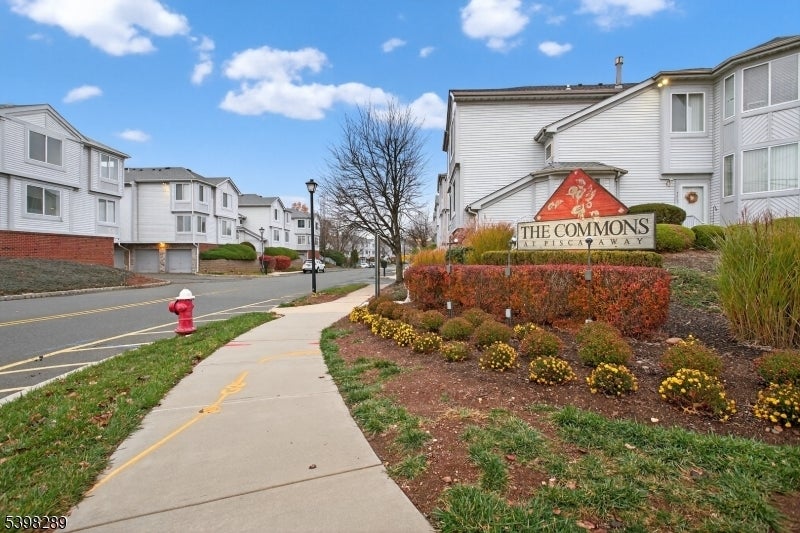 Photo of Listing #3998767