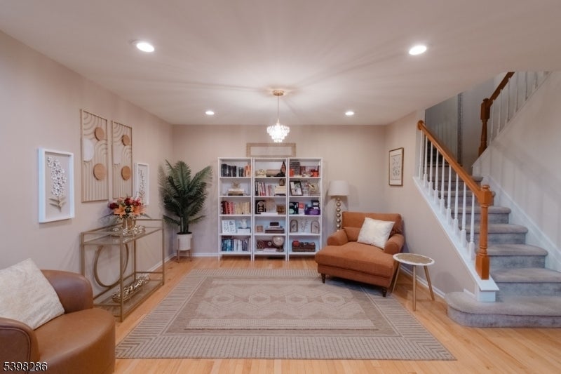 Photo of Listing #3998771