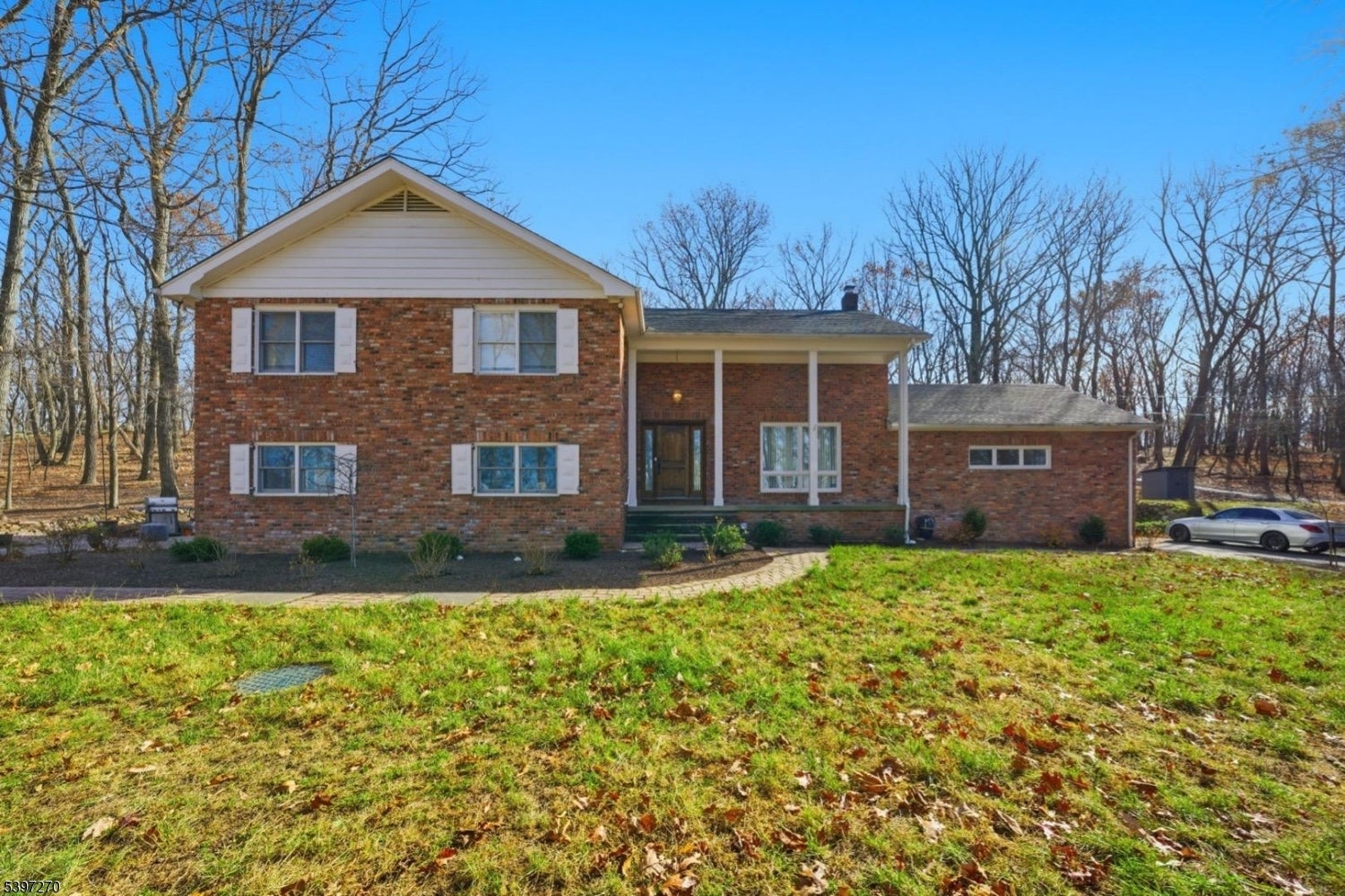 Photo of Listing #3998835