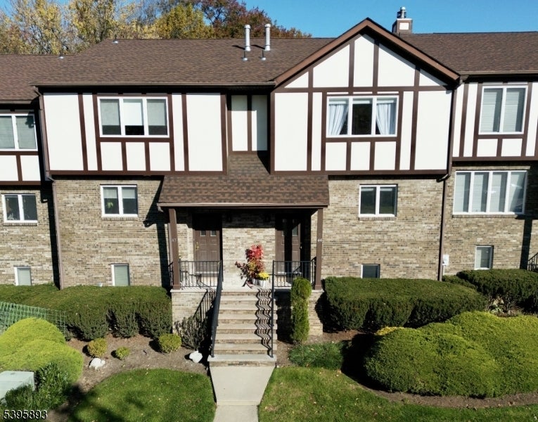 Photo of Listing #3998989