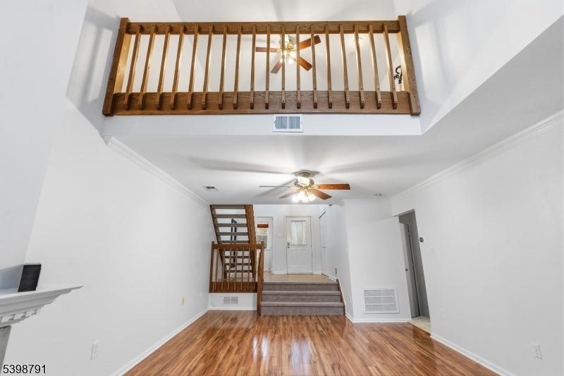 Photo of Listing #3999211