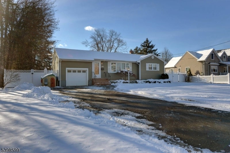 Photo of Listing #3999409