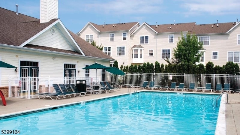 Photo of Listing #3999540