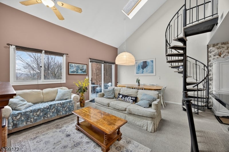 Photo of Listing #3999553