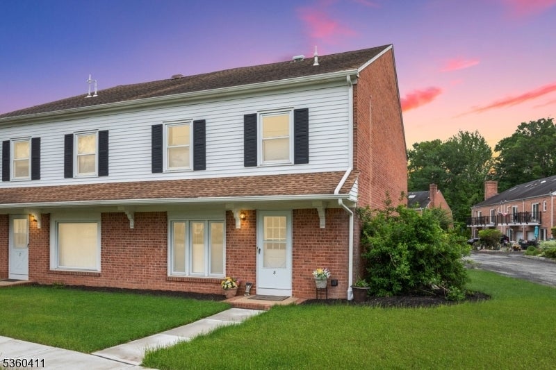 Photo of Listing #3999632