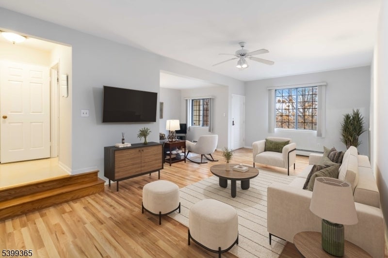 Photo of Listing #3999717