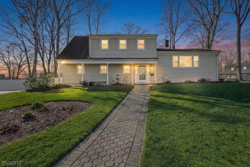 Photo of Listing #3999727