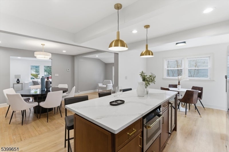 Photo of Listing #4000115