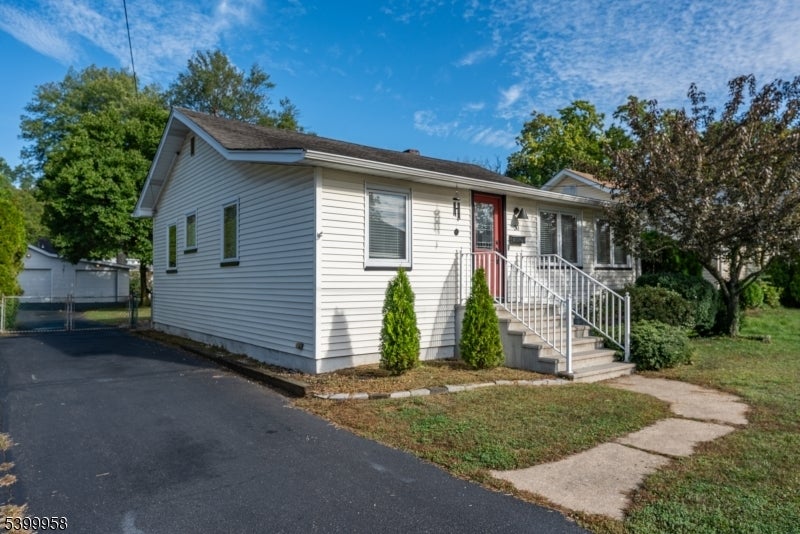 Photo of Listing #4000192