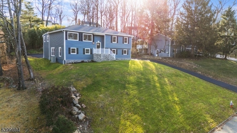 Photo of Listing #4000319